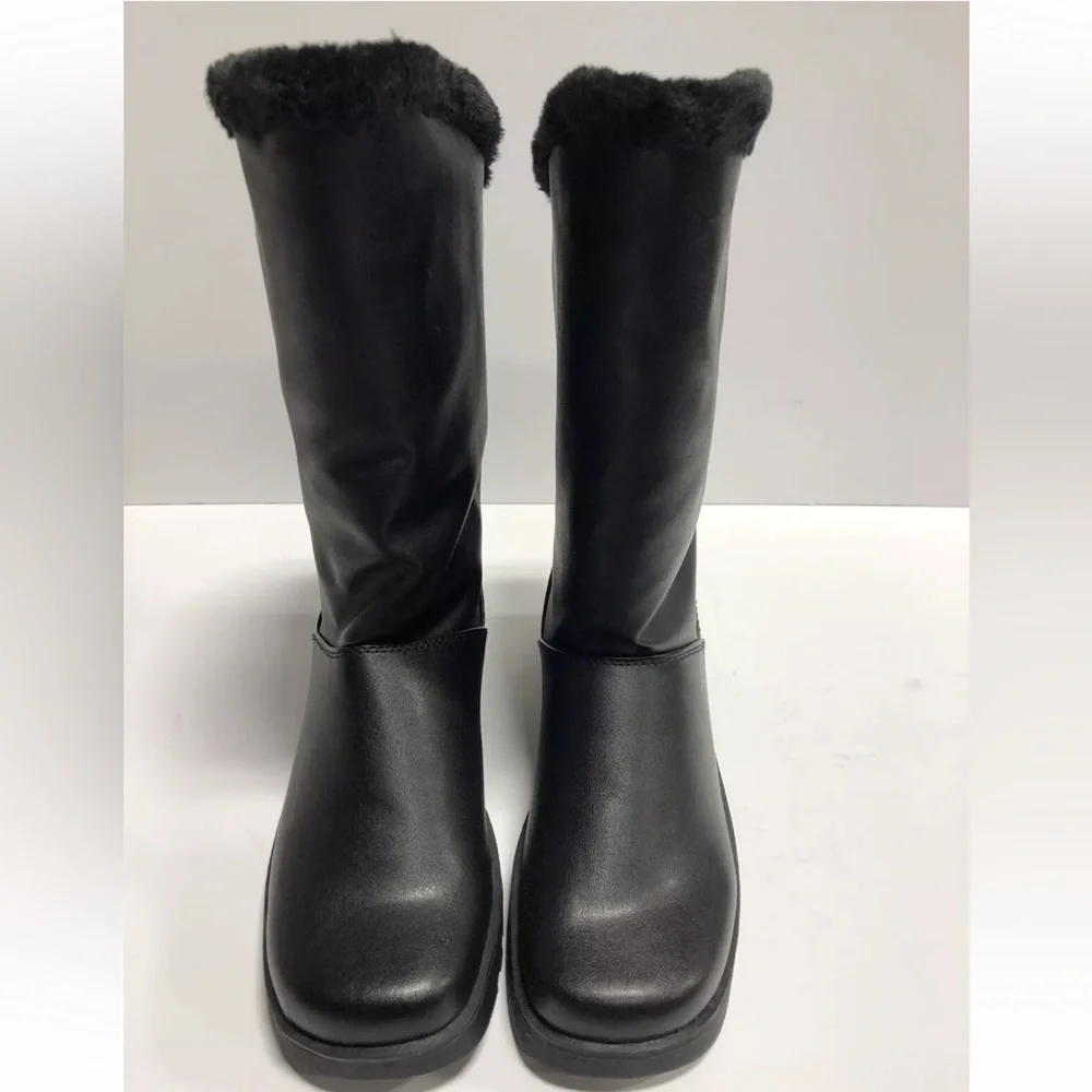 Tundra Women’s Avery, Black Winter Boots, Size 9M